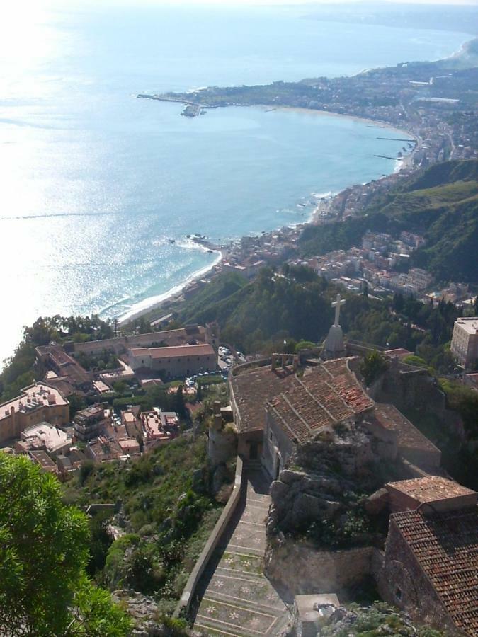 Taormina Castle And Sea View Apartment Bagian luar foto