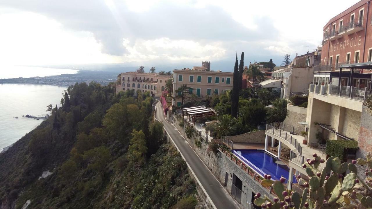 Taormina Castle And Sea View Apartment Bagian luar foto